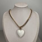 Colar Dourado Coração Resina Off-1244369237