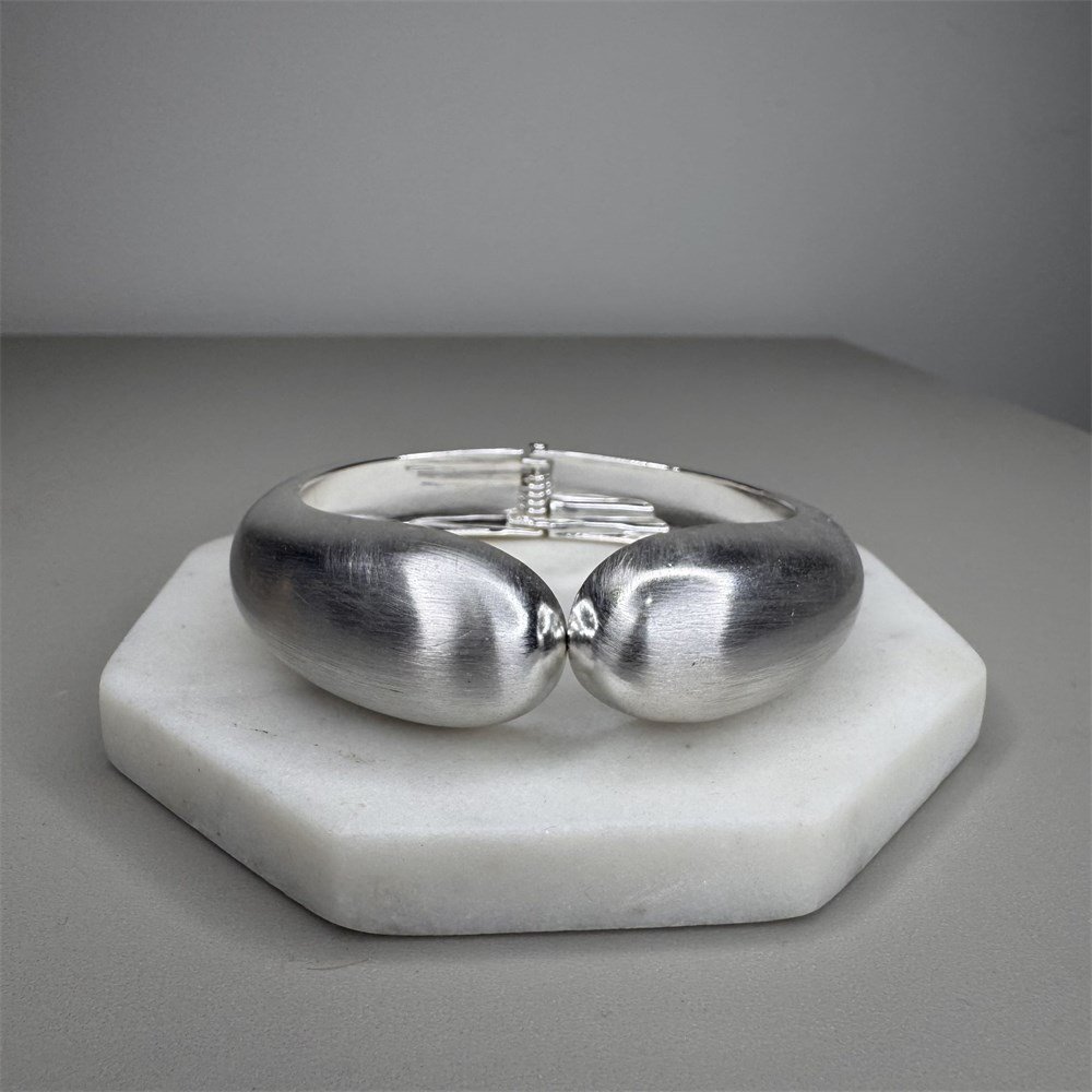 Pulseira Bracelete Gota Fosca Ródio Branco