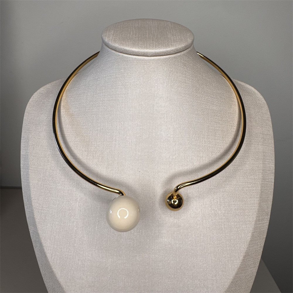 Colar Aro Esferas Pérola